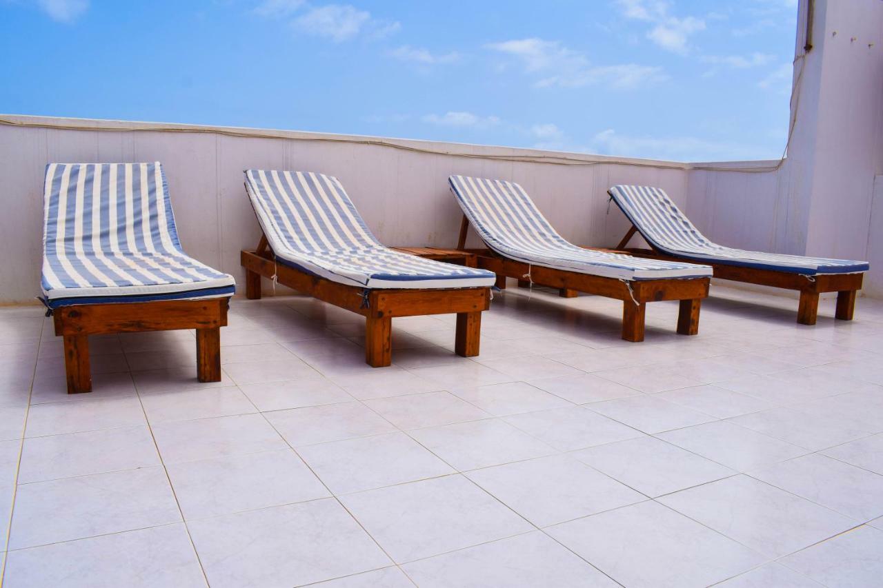 Hotel Residencial Sintanton Trekking Ponta Do Sol Exterior foto